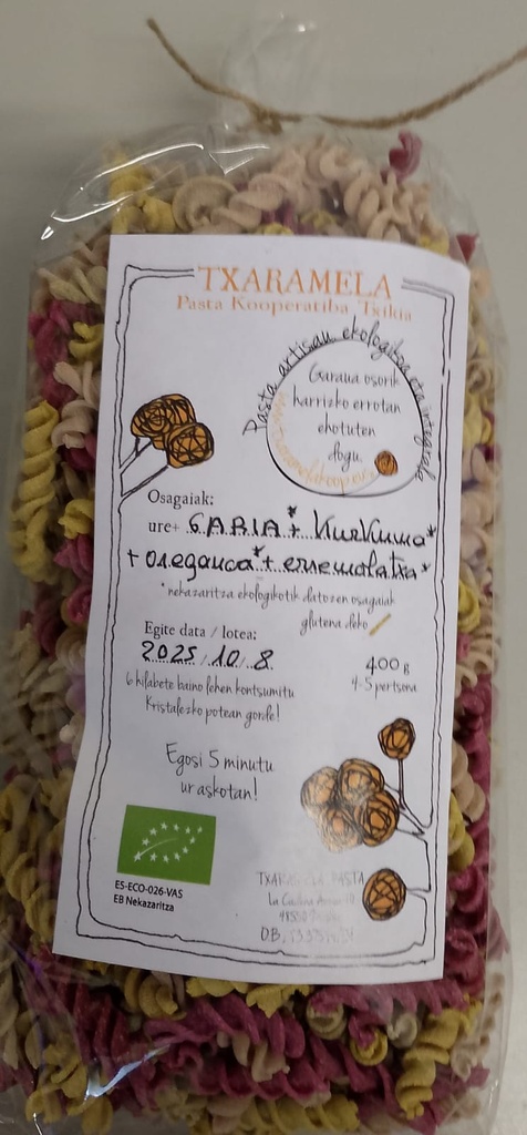 ESPIRALES DE TRIGO CON CÚRCUMA, ORÉGANO Y REMOLACHA Txaramela Pasta (400 g)
